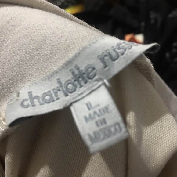 🏷 Cream Bodycon Skirt 🏷 - Picture 3 of 4